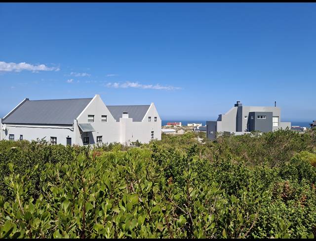 1,338M² VACANT LAND FOR SALE IN SUNNY SEAS ESTATE
